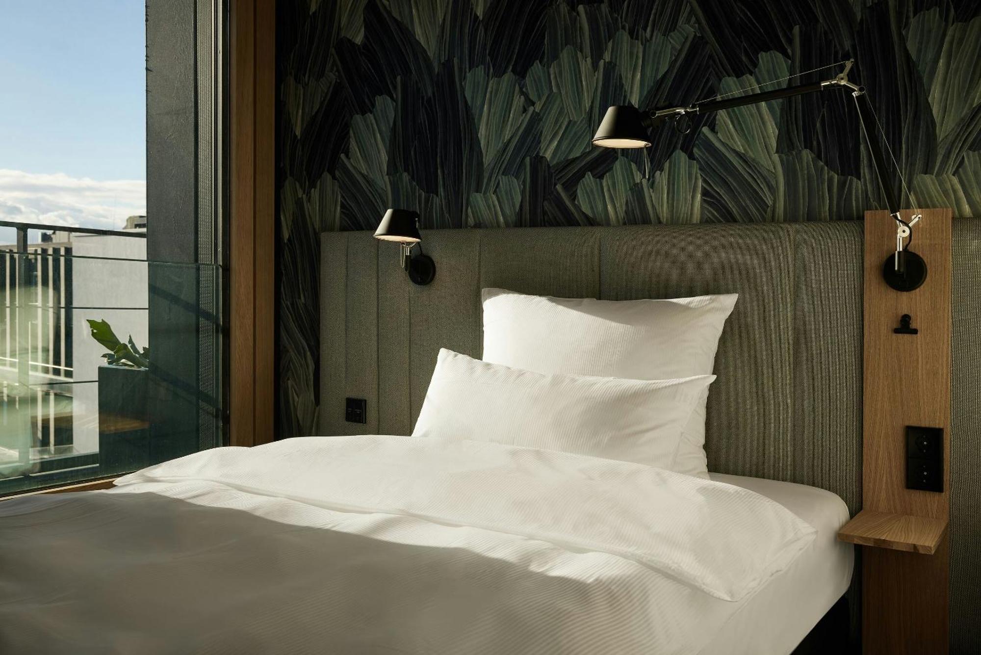 The Cloud One Duesseldorf-koebogen Hotel