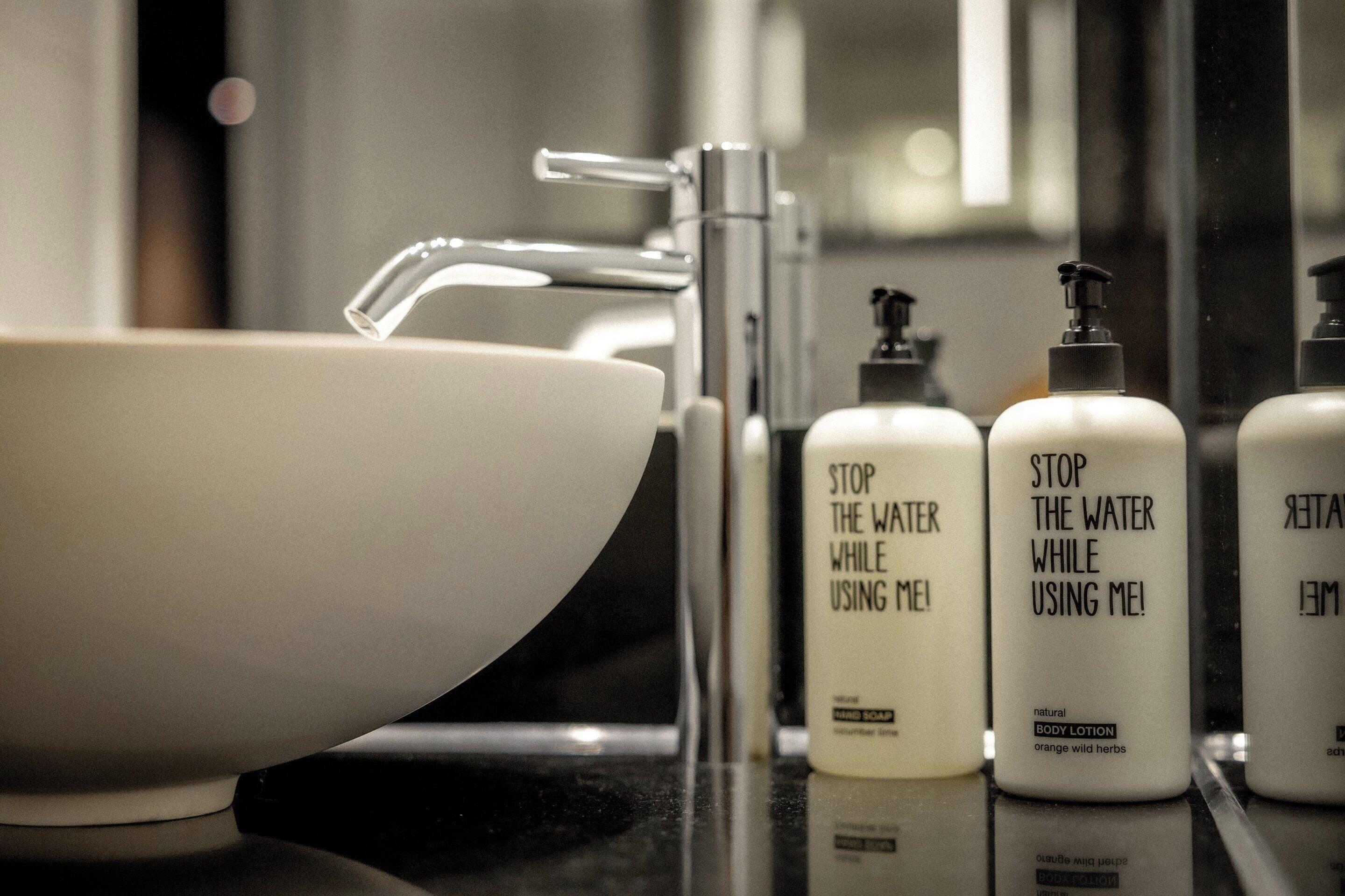 The Cloud One Duesseldorf-koebogen Hotel